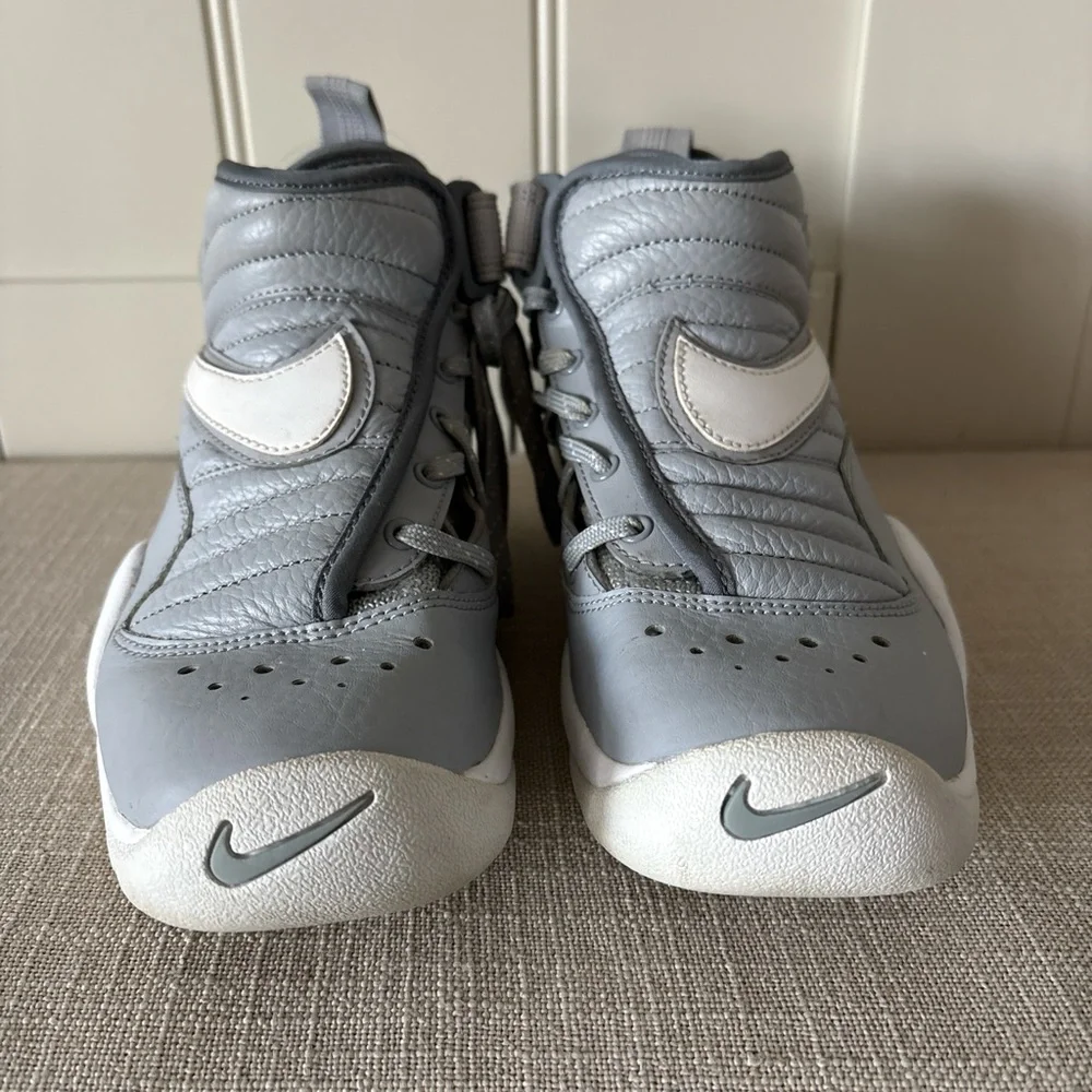 Nike Air Shake Ndestrukt basketball shoe Youth 4.5‎ Cool Grey